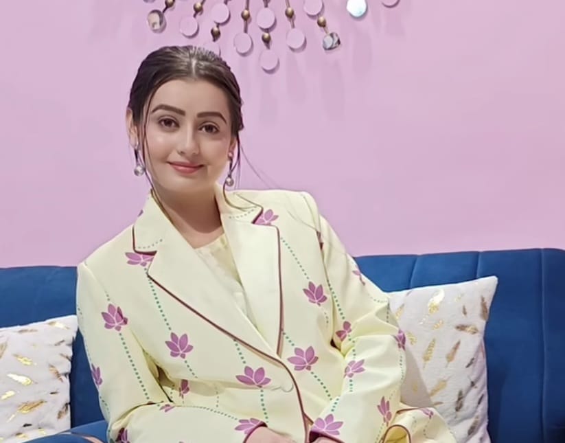 Chahat Pandey Instagram Screenshot