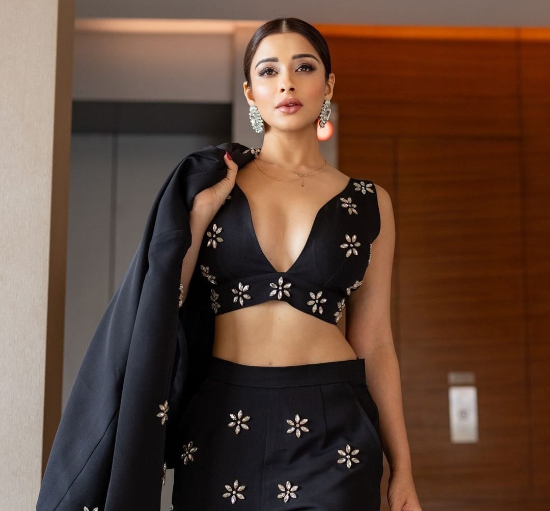 Nyra banerjee Instagram Screenshot